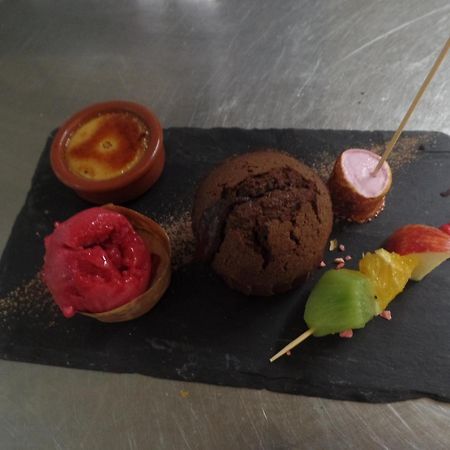 Logis Hotel Restaurant Le Commerce Guichen Екстер'єр фото