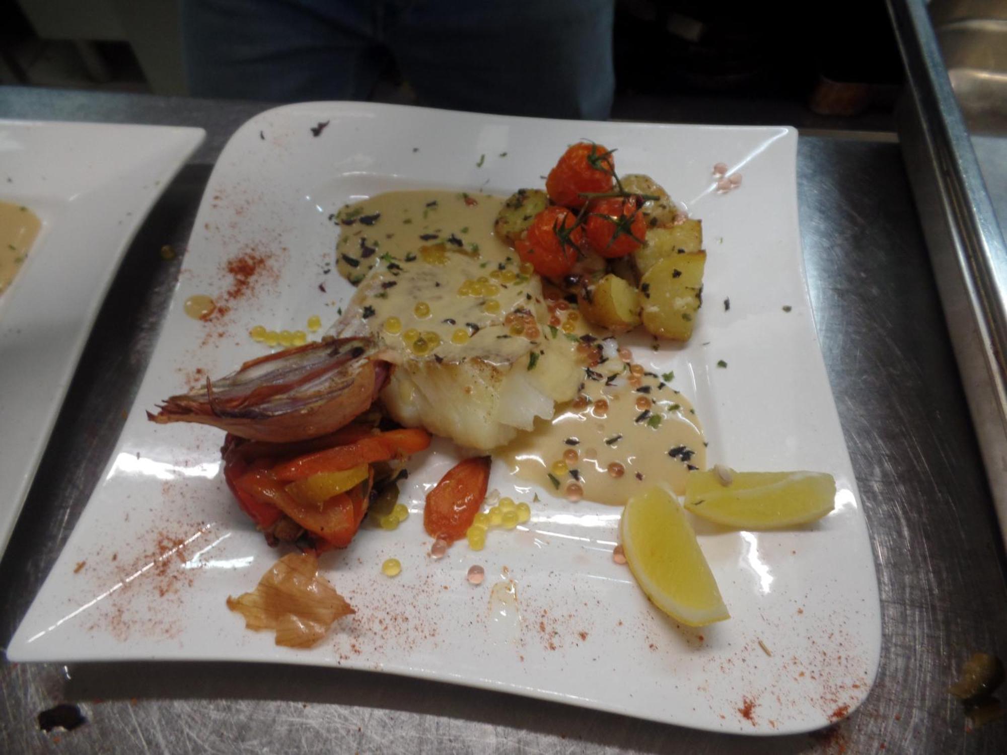 Logis Hotel Restaurant Le Commerce Guichen Екстер'єр фото